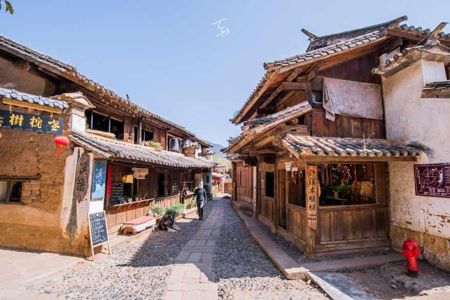 逃出巫婆屋